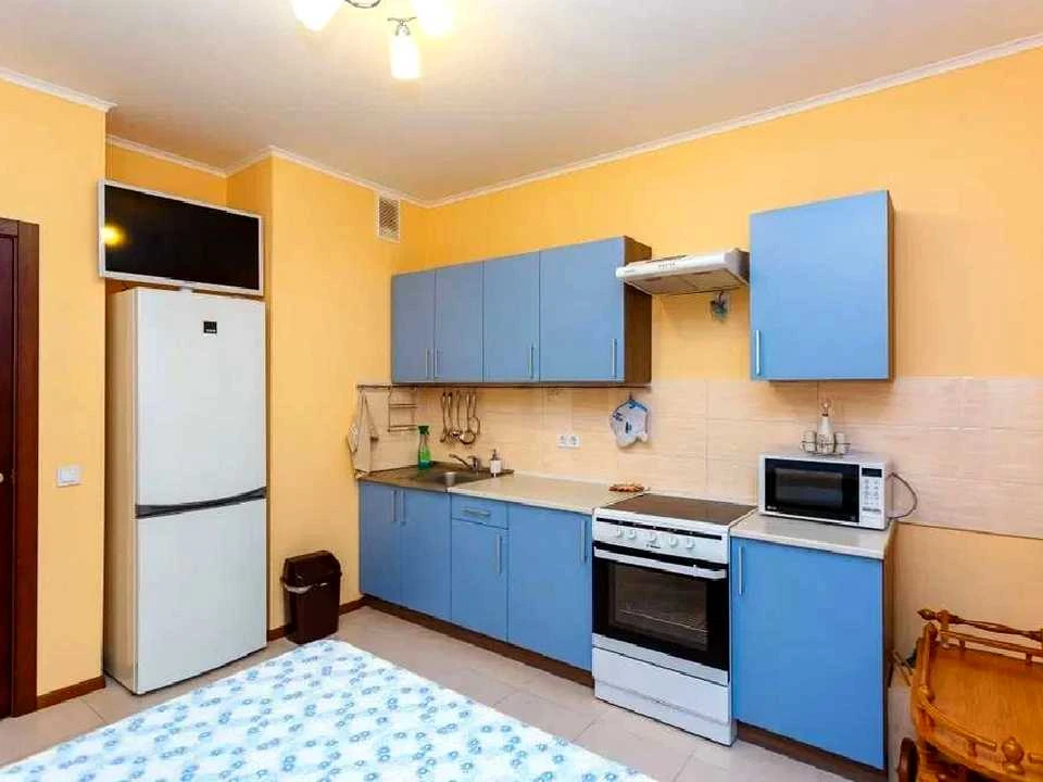 Квартира. Київ, Сім'ї Кульженків вул.