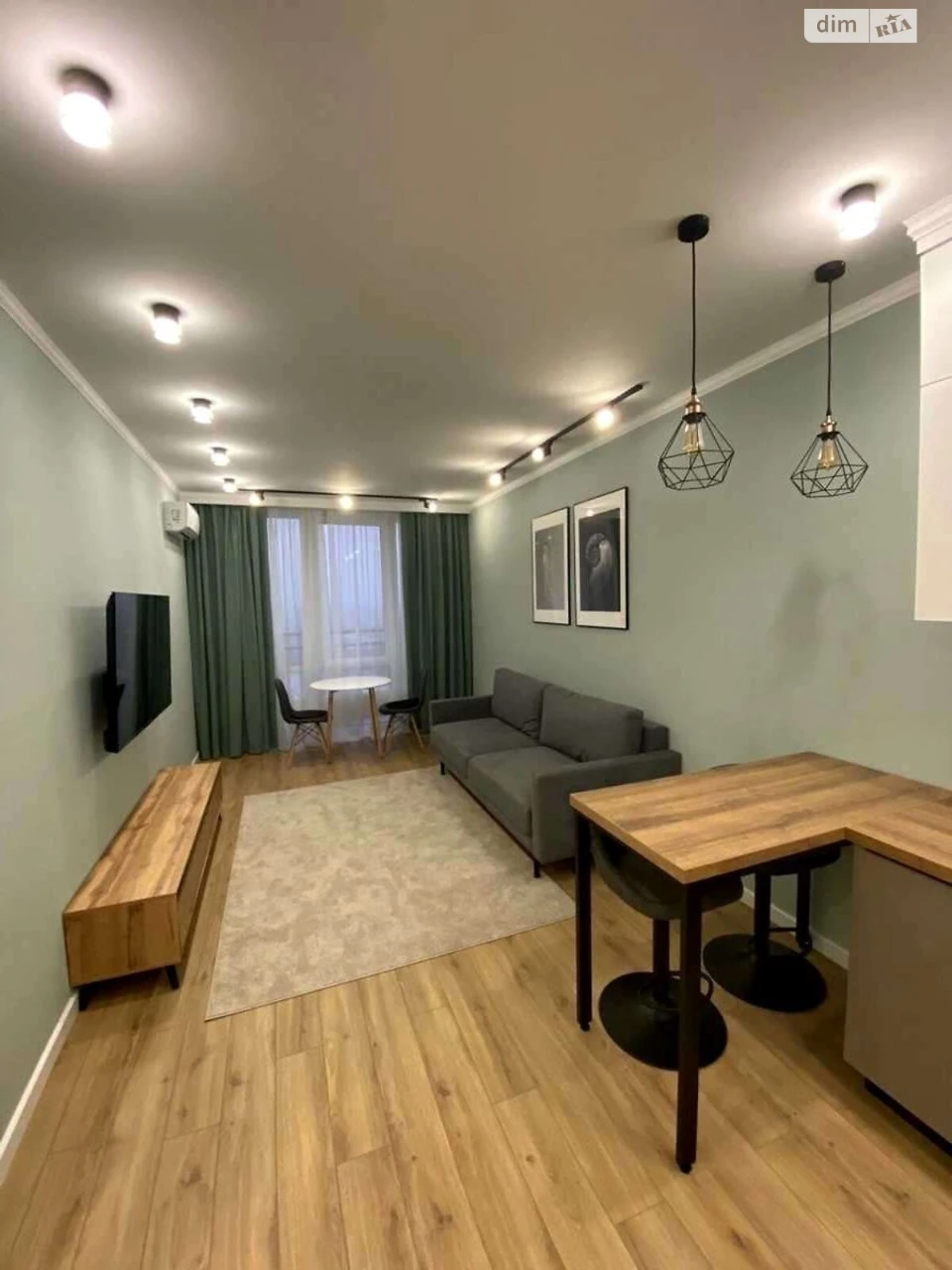 Long-Term Rental Apartment, Poci̇znyky