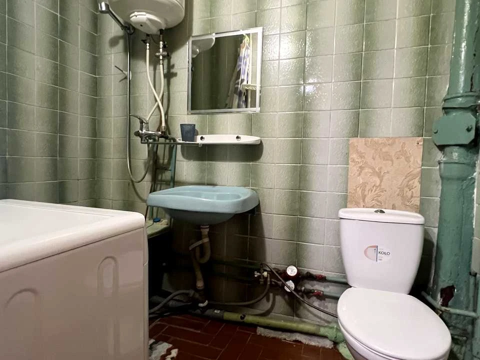 Apartment. Simiretska Street, Borschagivka.