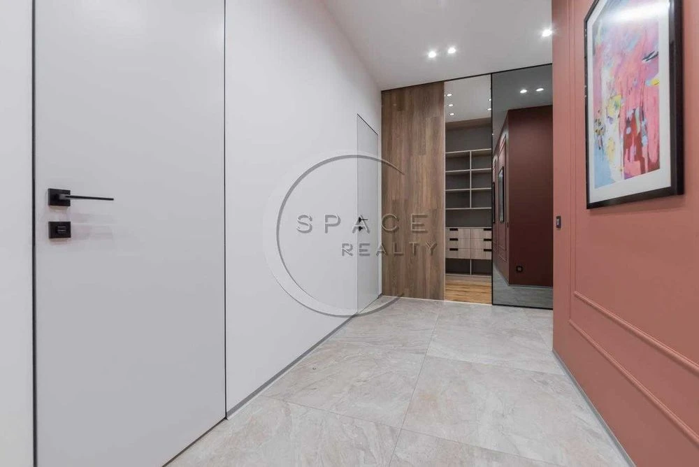 For sale 5-room apartment 204 m2 residential complex Novopecherski Lypky Dra street