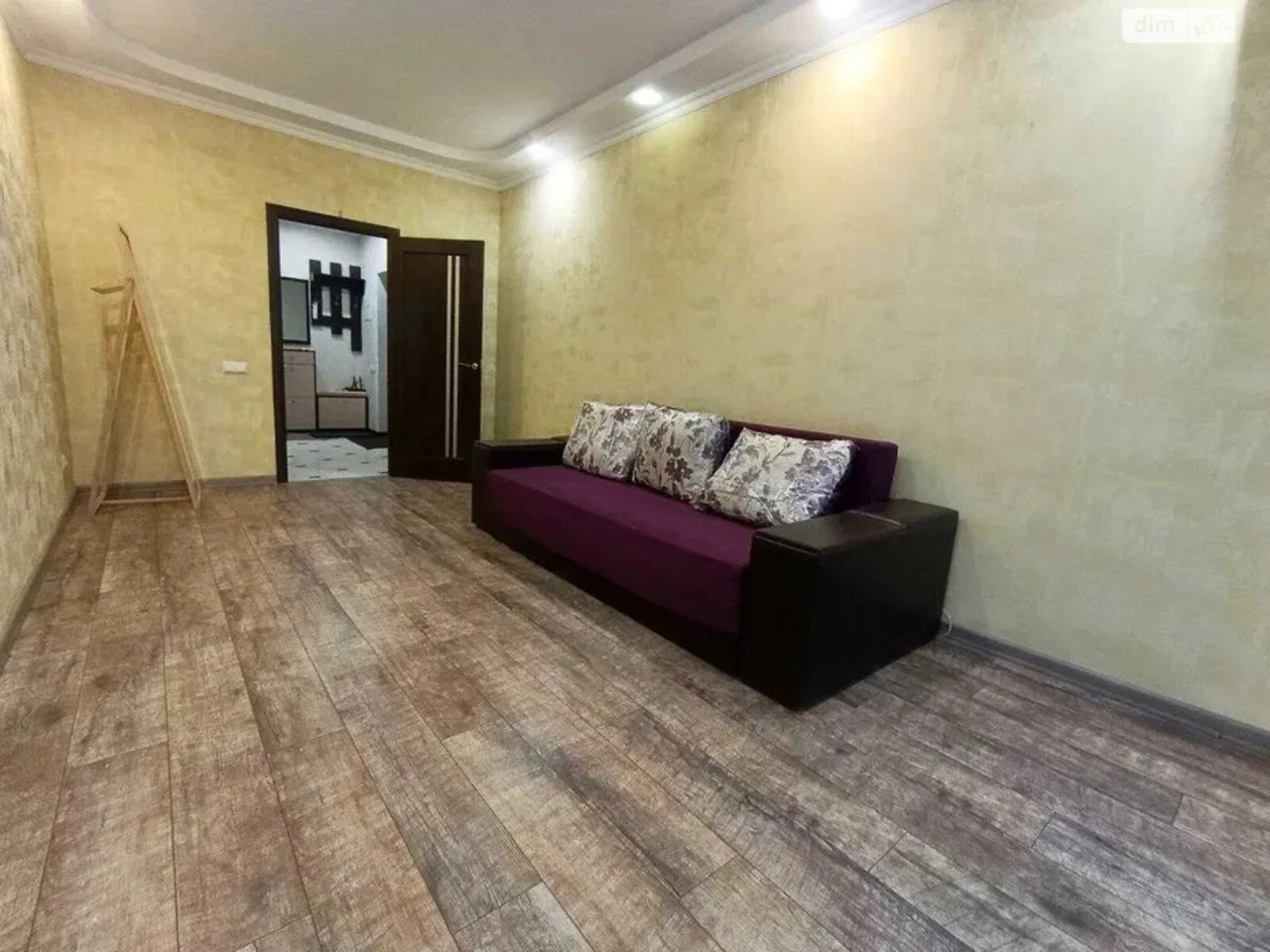 Apartment for Sale - Poshnyky