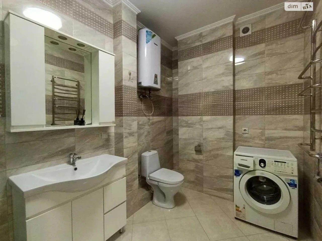 Apartment for Sale - Poshnyky