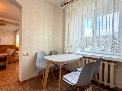 Apartment. Levka Luk'yanenko Street, Kyiv