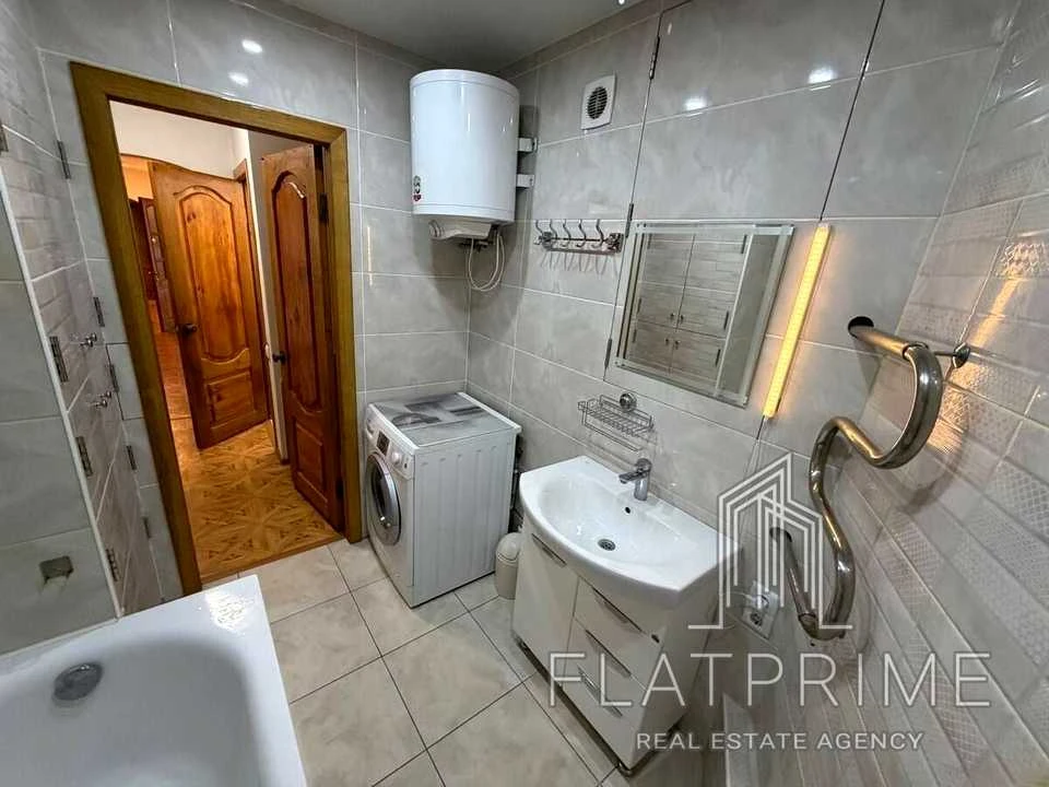 Apartment. Levka Luk'yanenko Street, Kyiv