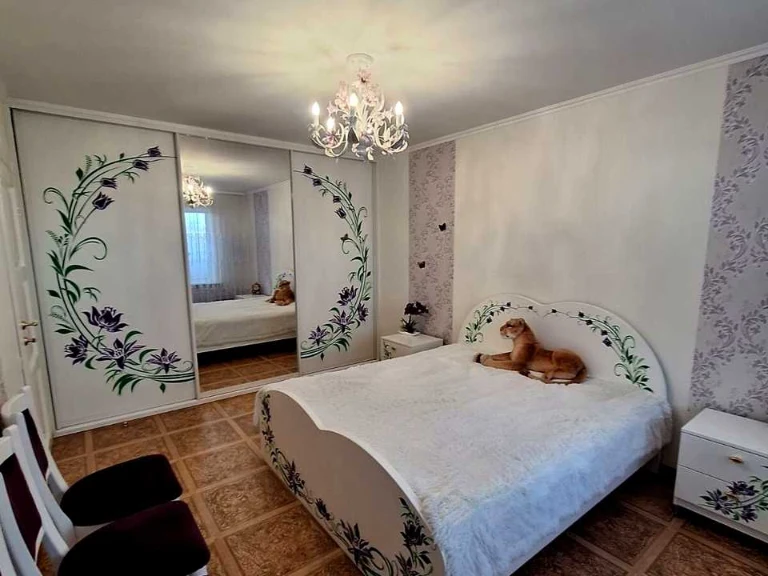 Apartment. Zdolbunivska Street, Kyiv