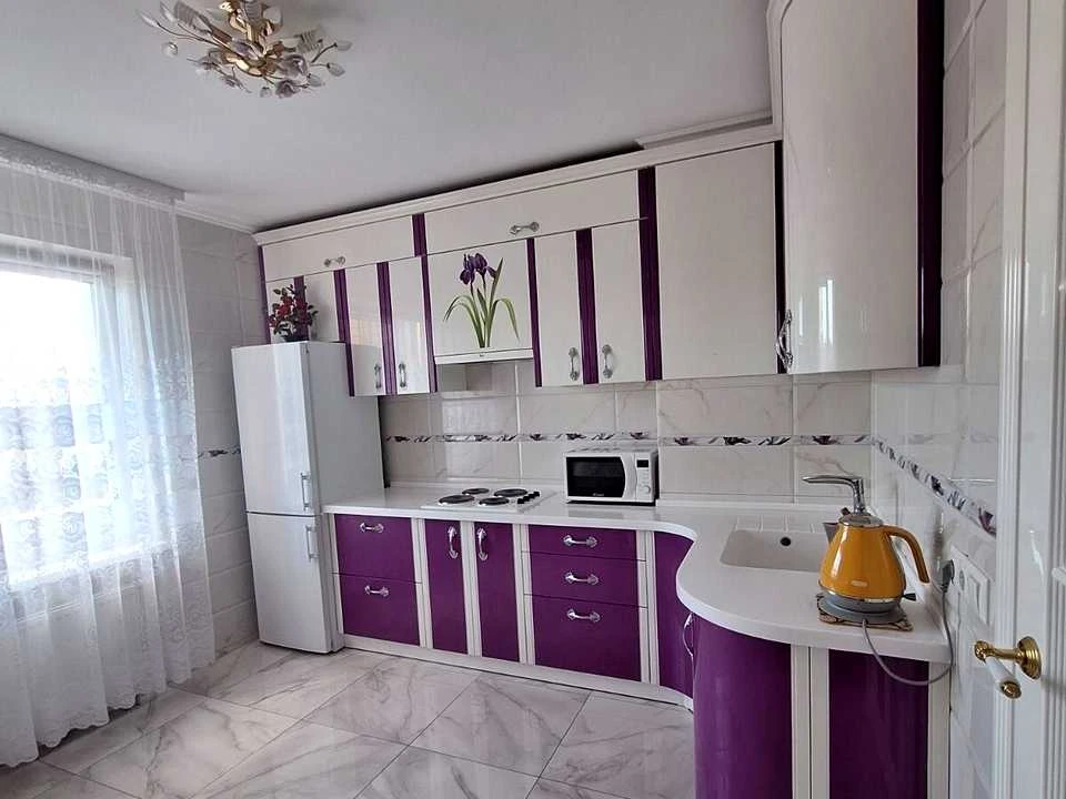 Квартира. Здолбунівська вулиця, Київ