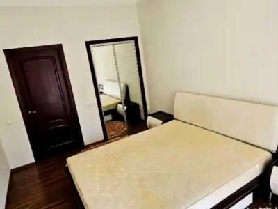 Apartment. Dnipro, Voskresenskaya st.