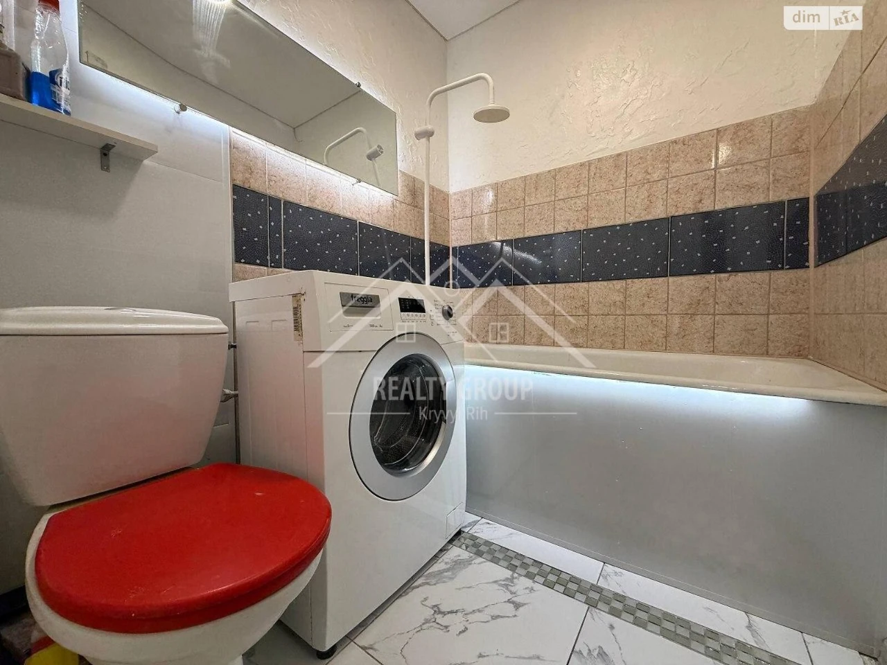 Long-Term Rental Apartment, Saksanovsky