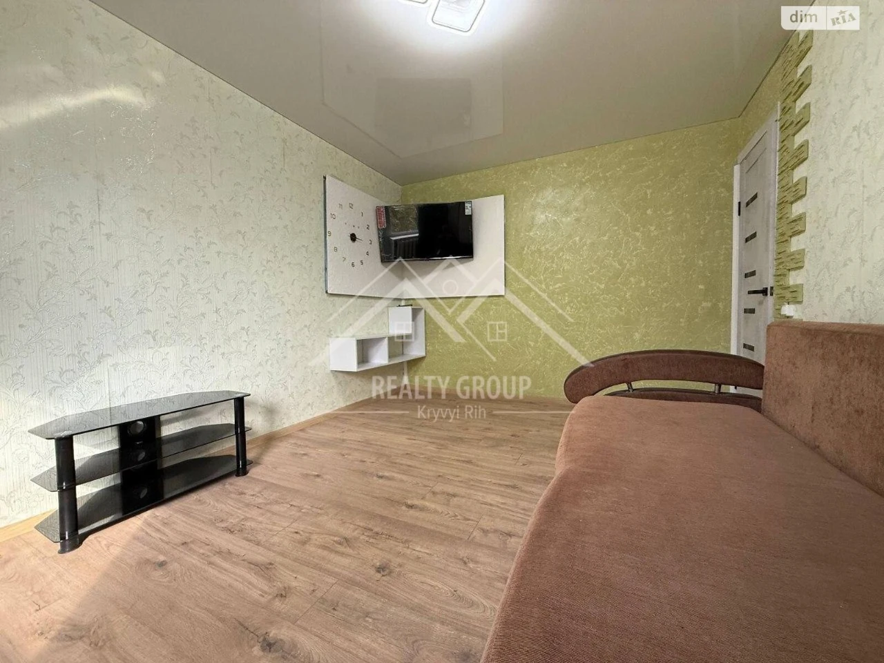 Long-Term Rental Apartment, Saksanovsky