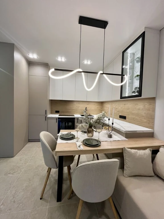 We are selling a fully furnished designer apartment.