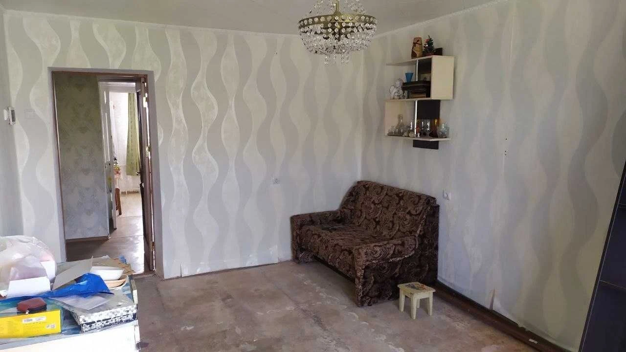 Sale: Selling 3/5 share in a two-room apartment - room 1
