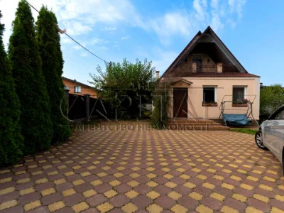 House. Kyiv, Soborna