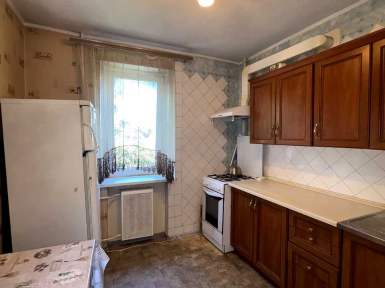 Apartment. Odessa, Melnytska St.