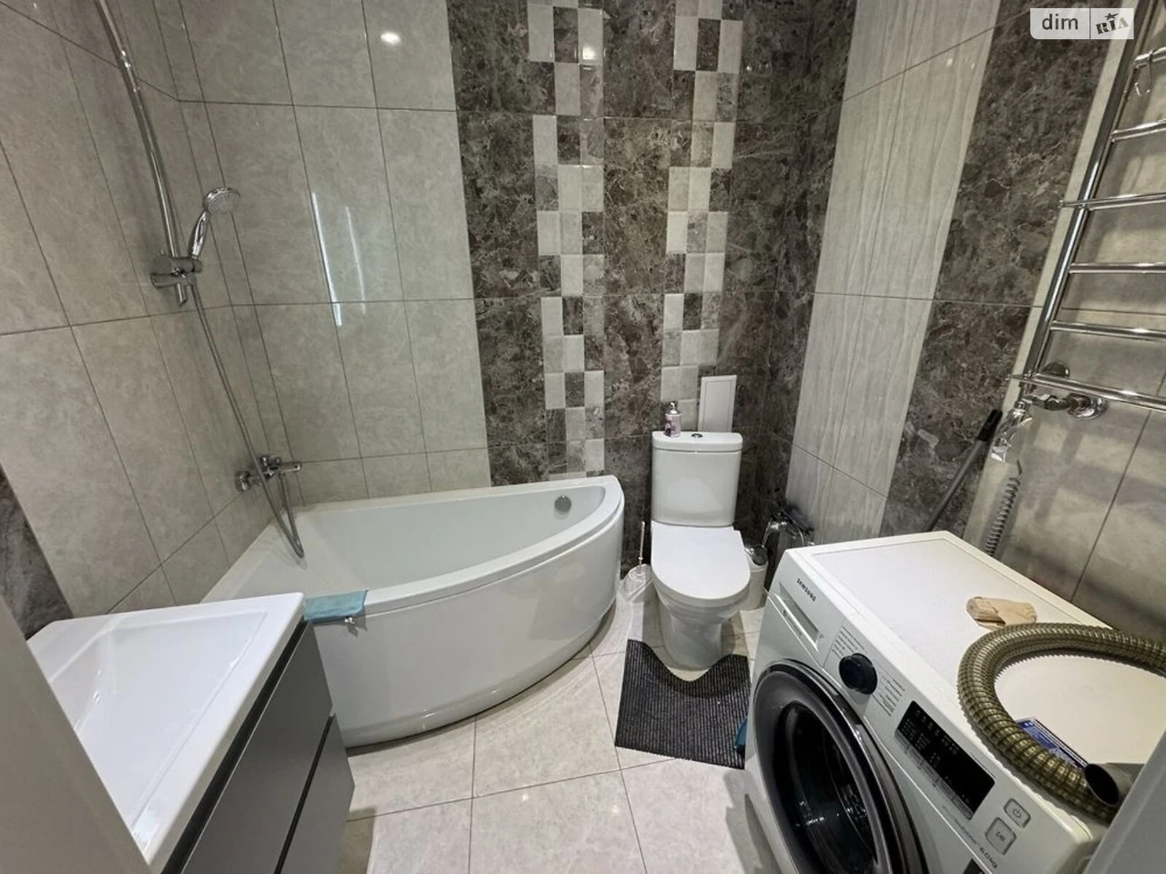 Long-Term Rental Apartment "Vishchenka"