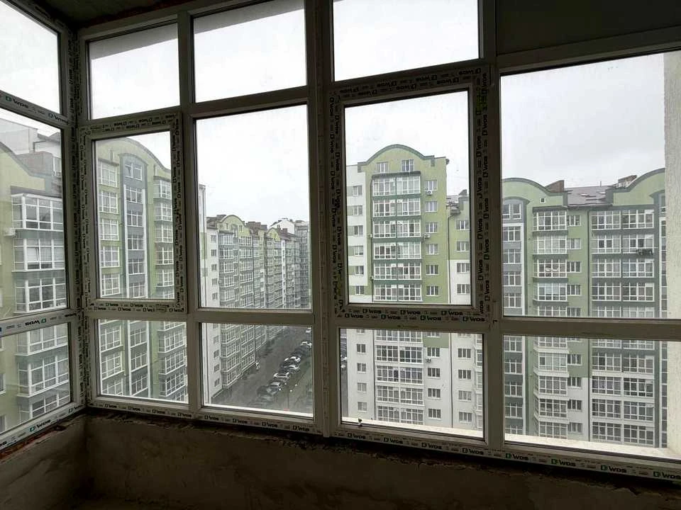 Квартира. Ивано-Франковск, Височана ул.