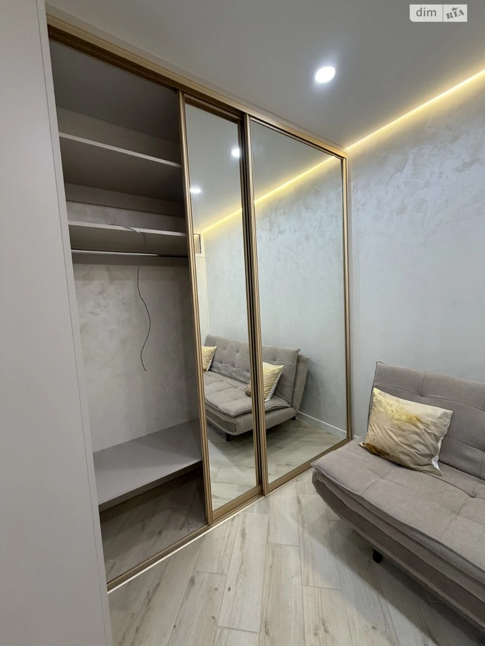 Apartment for Sale - Southwest