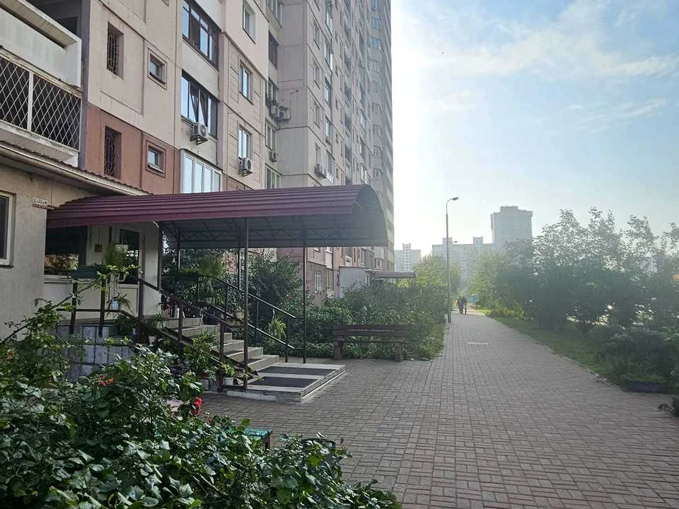 Apartment. Olenych Pchilka Street, Kyiv