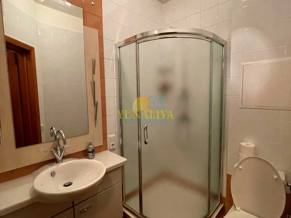 Apartment. Kyiv, Zhylanska st.
