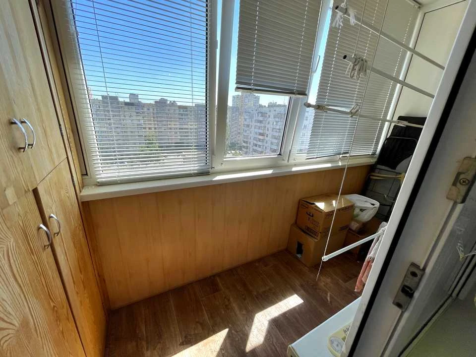 Квартира. Киев, улица Героев Днепра