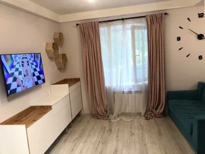 Квартира. Київ, Героїв полку "Азов" вул.