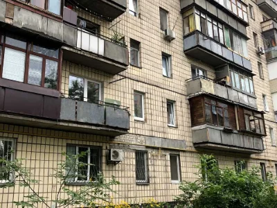 Apartment. Veresenva st., Kyiv
