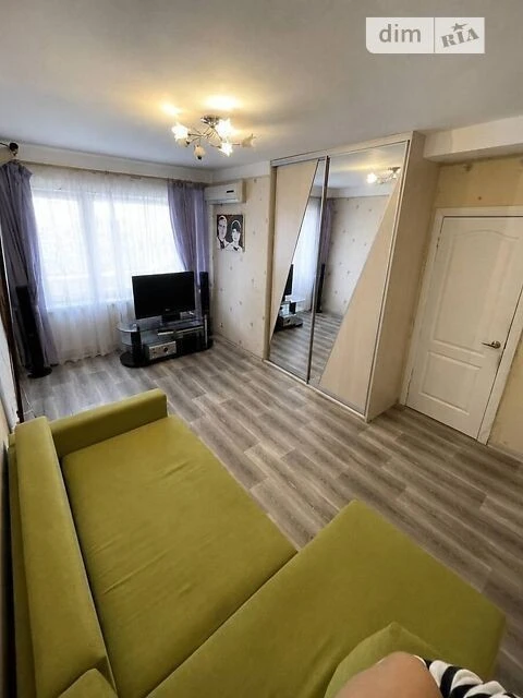 Sale of 2-room apartment 60.5 sq. m. on Akademika Filatova Street 1/2