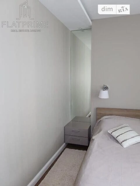 Sale of 3-room apartment 92 sq. m on Obolonskyi Avenue 1 building 1