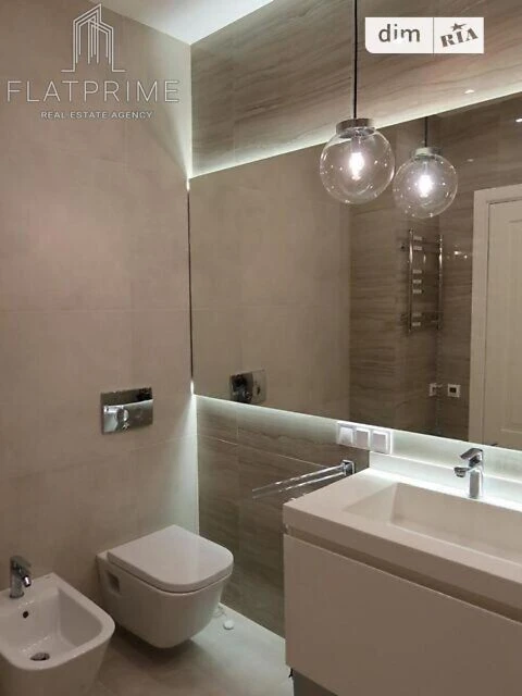 Sale of 3-room apartment 92 sq. m on Obolonskyi Avenue 1 building 1