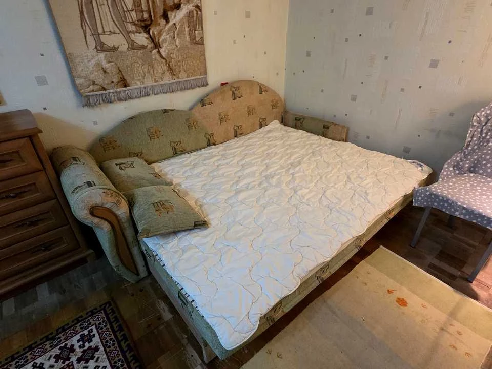 Apartment. Kyiv, Kazarmenna Street