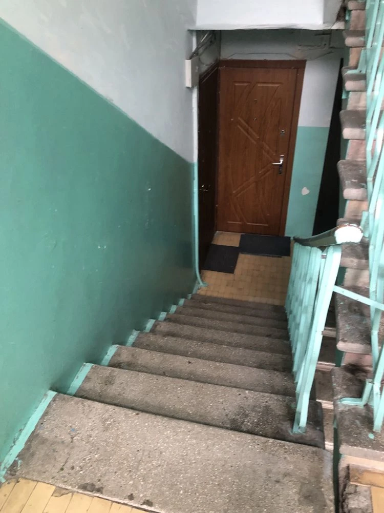 Sale of a 2-room apartment on вул. Kotsilovського (Mekhnikova) center
