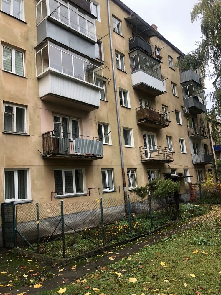 Sale of a 2-room apartment on вул. Kotsilovського (Mekhnikova) center