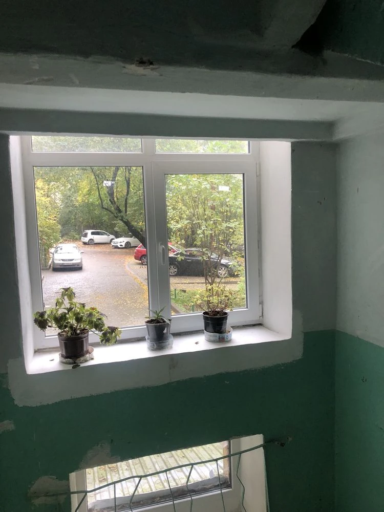 Sale of a 2-room apartment on вул. Kotsilovського (Mekhnikova) center