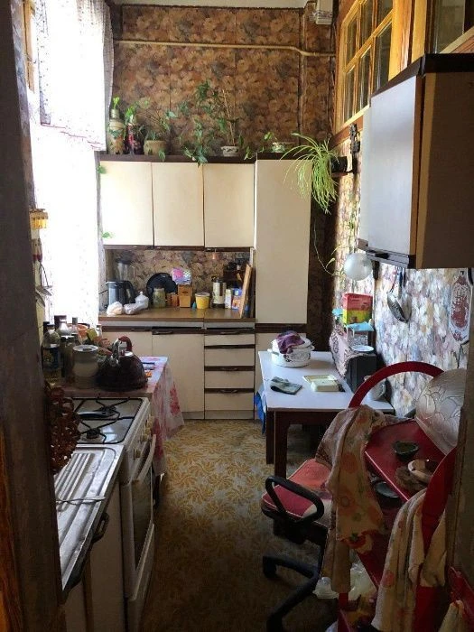 Продаж 2-кім квартрира 80 м² 4/5ц пл.Генерала Григоренка 135