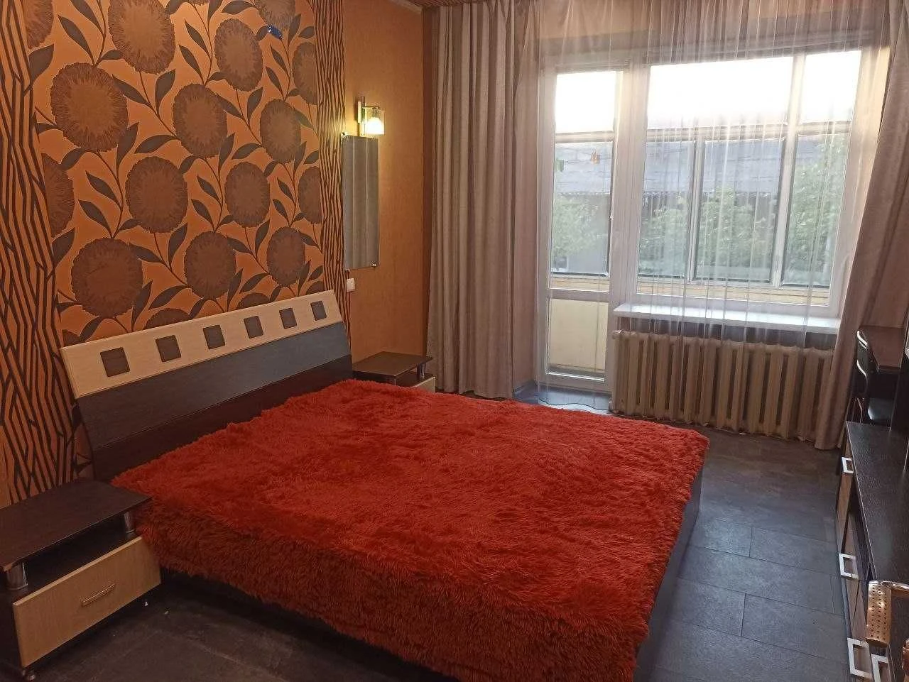 Продається 2-кімнатна квартира в самому центрі Харкова