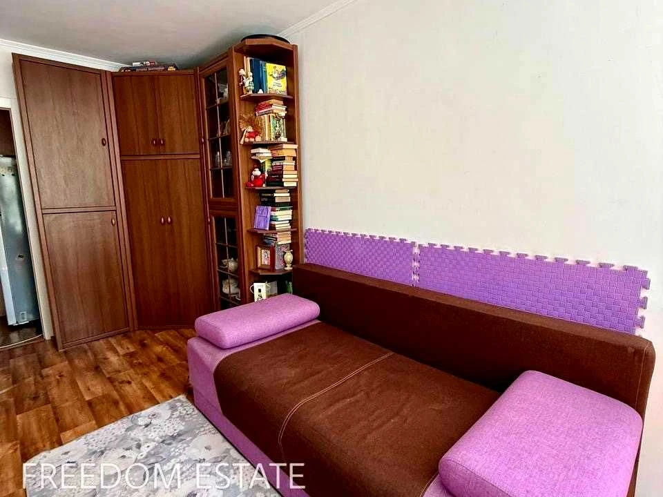Apartment. Tractor Builders Avenue, Kharkiv