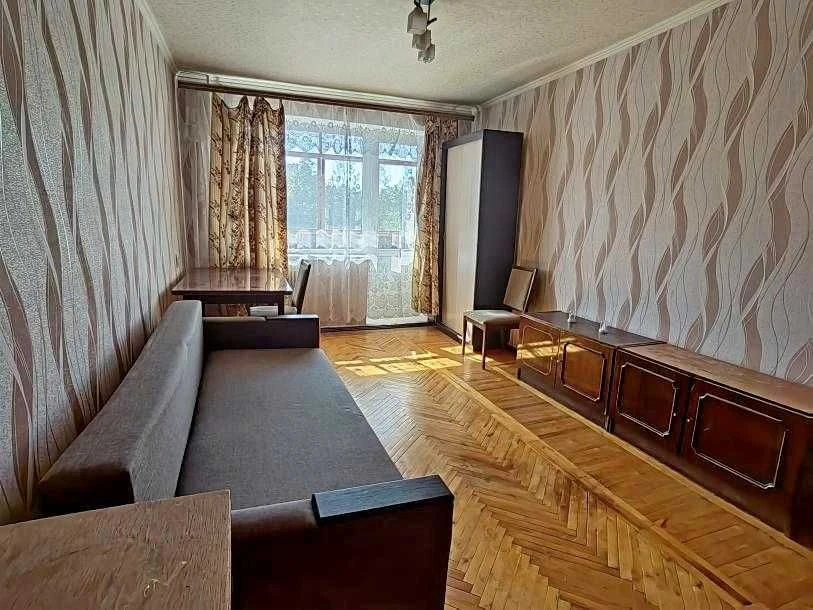 Продам 1-комнатную квартиру возле метро Салтовская