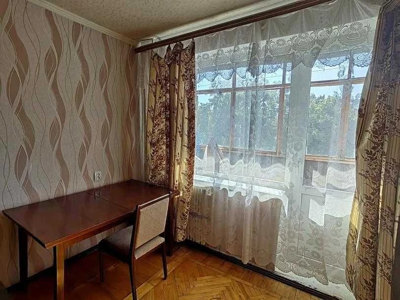 Продам 1-комнатную квартиру возле метро Салтовская