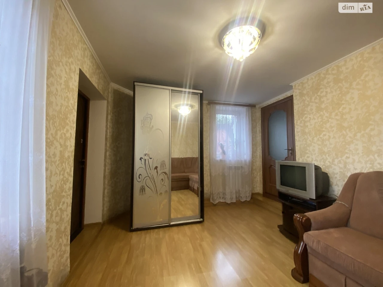 Довгострокова оренда кімнати