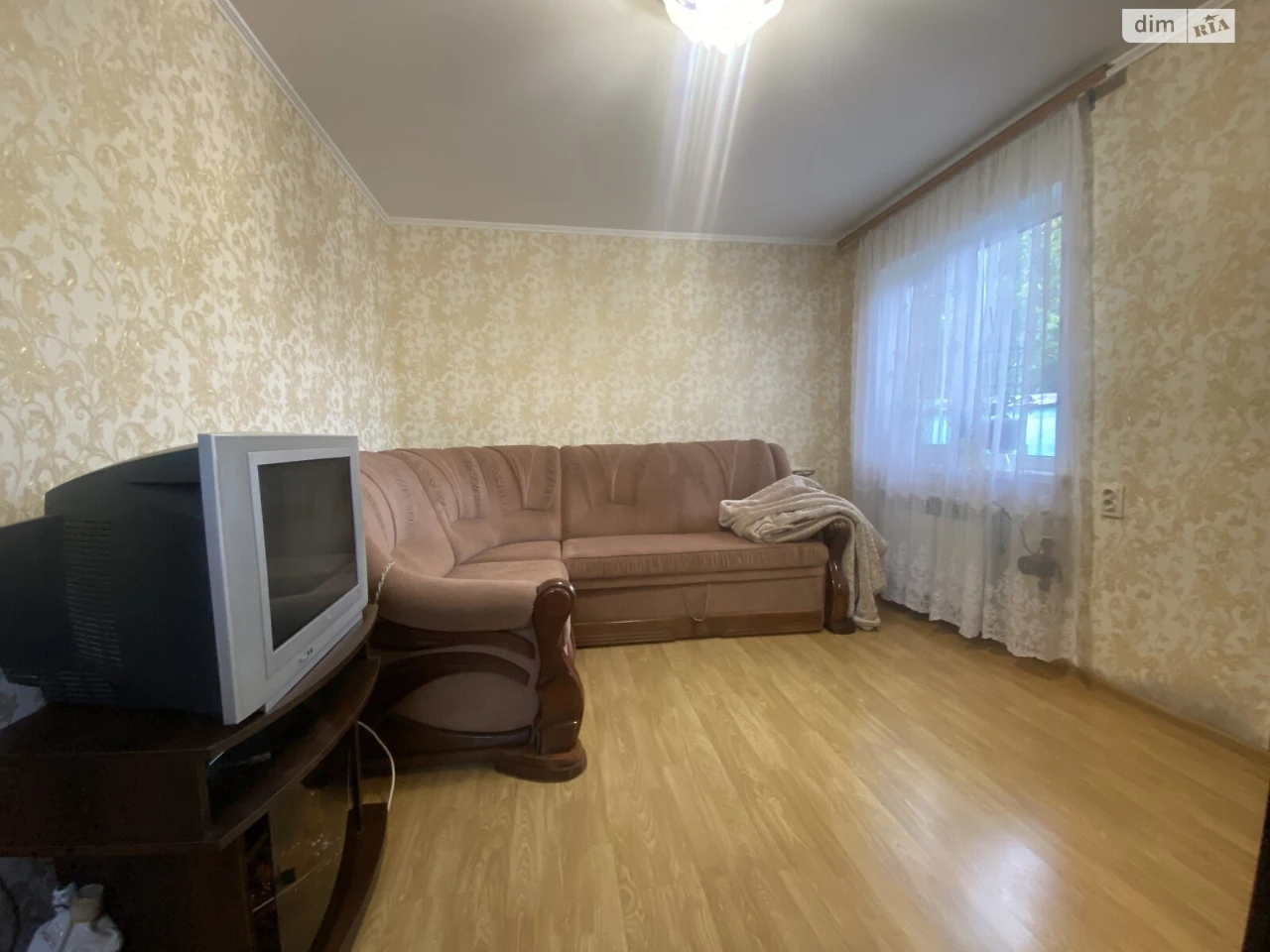 Довгострокова оренда кімнати