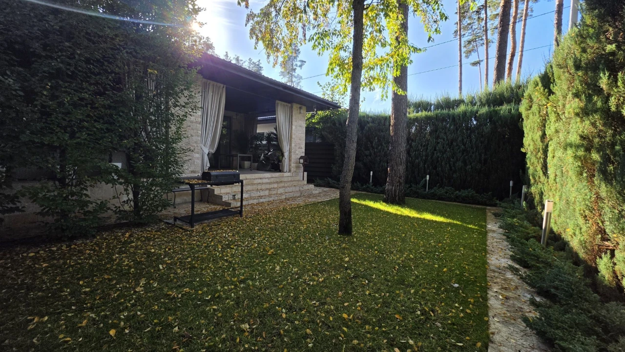 House with renovation, Lesova Bucha, without%