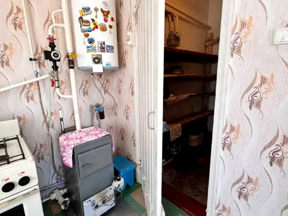 Будинок. Підгородне, Каштанова