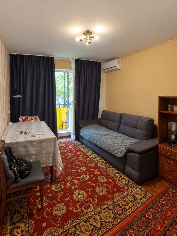 For Sale: 2-bedroom apartment near Mark Twain Park / Cheremushki