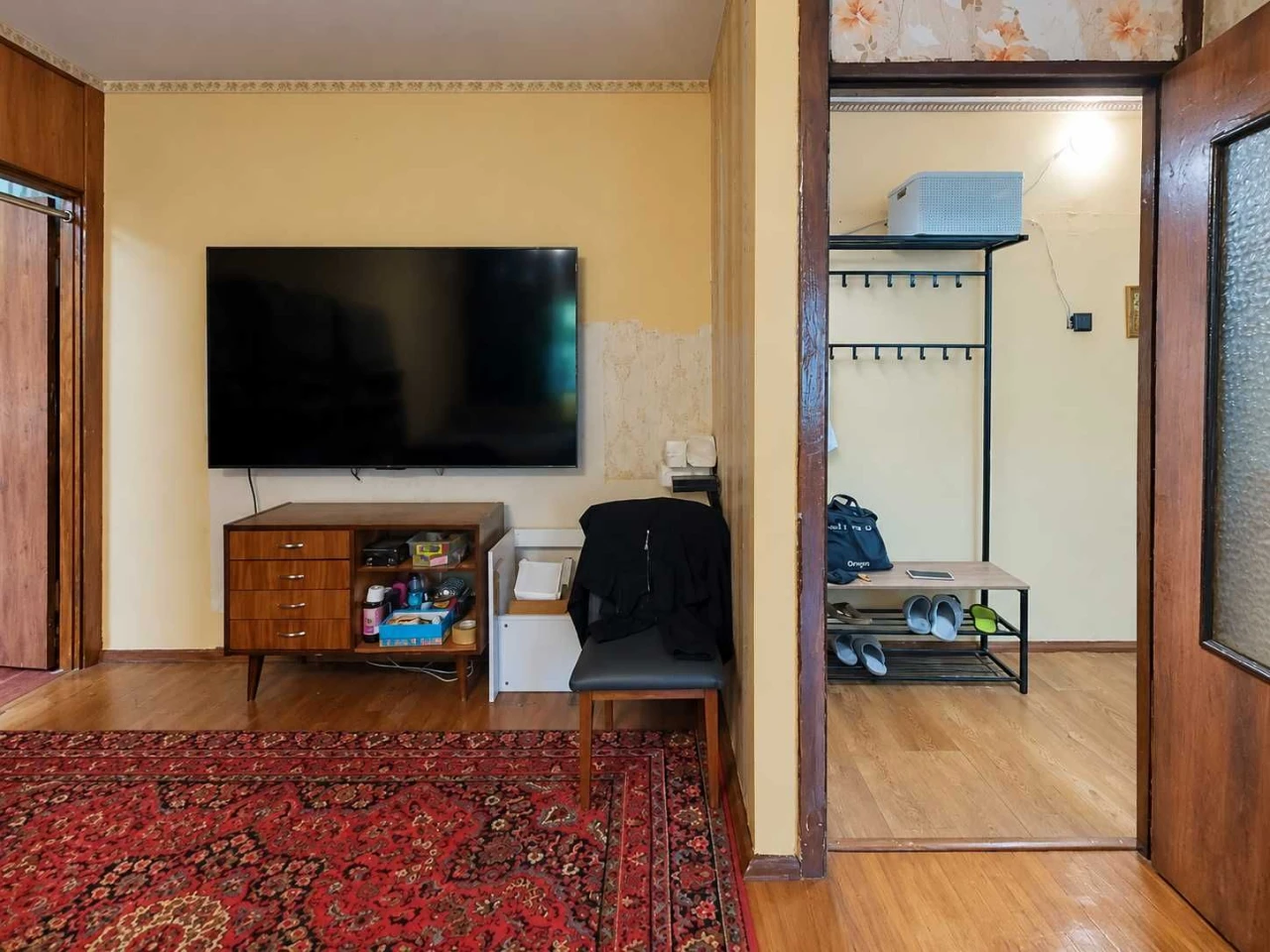 For Sale: 2-bedroom apartment near Mark Twain Park / Cheremushki