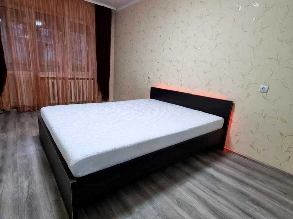 Apartment. Odessa, Banniy Prosv.