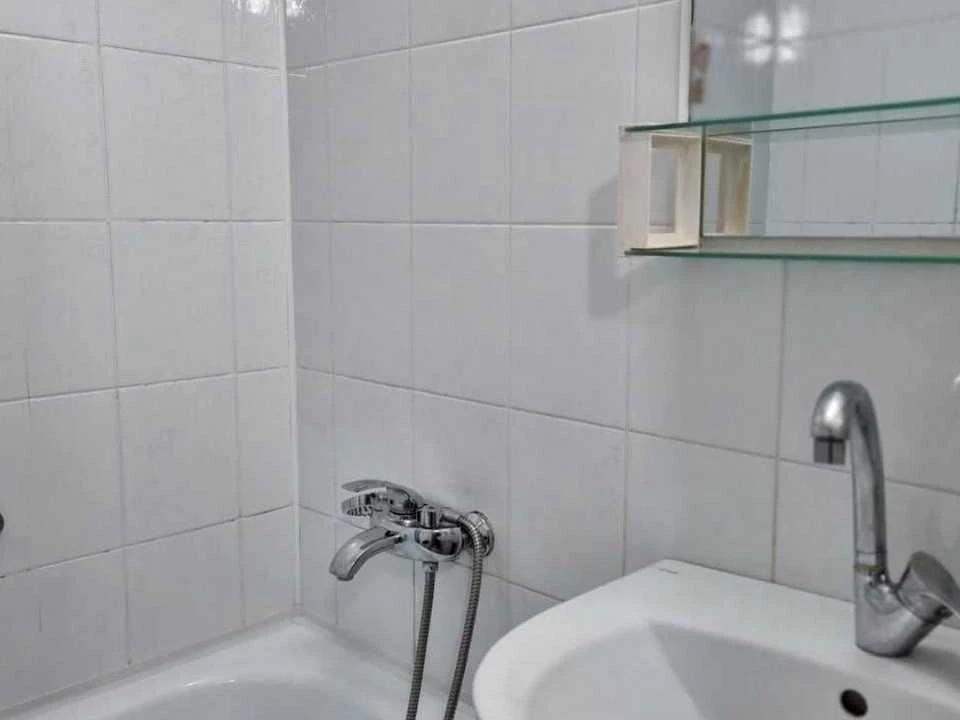 Apartment. Odessa, Banniy Prosv.