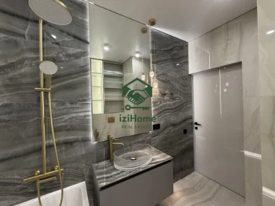 Three-room apartment on Kamarina! With designer expensive r