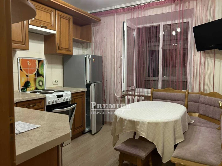 For Sale 2-room apartment with renovation and furniture on Bovalin