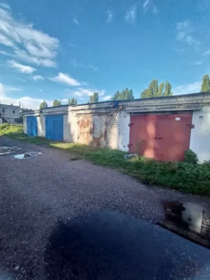 Продам 2 капітальні цегляні гаражі в ГК «Мінеральщик» — напр