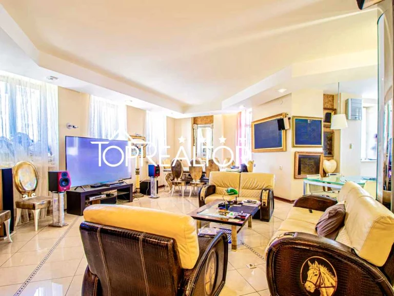 Apartment. Kharkiv, Kosmichna St.