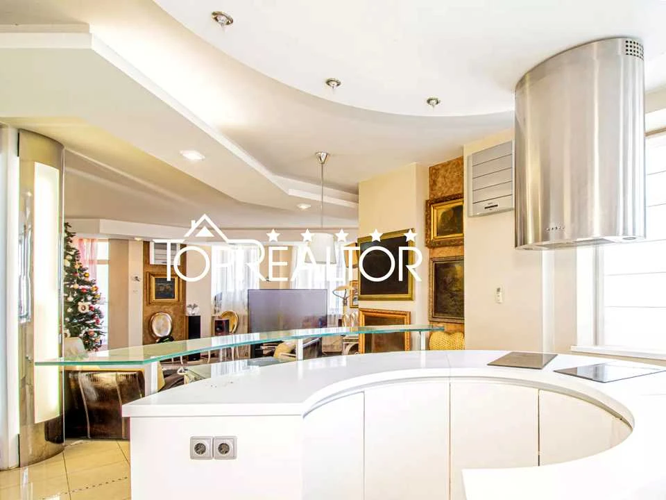 Apartment. Kharkiv, Kosmichna St.